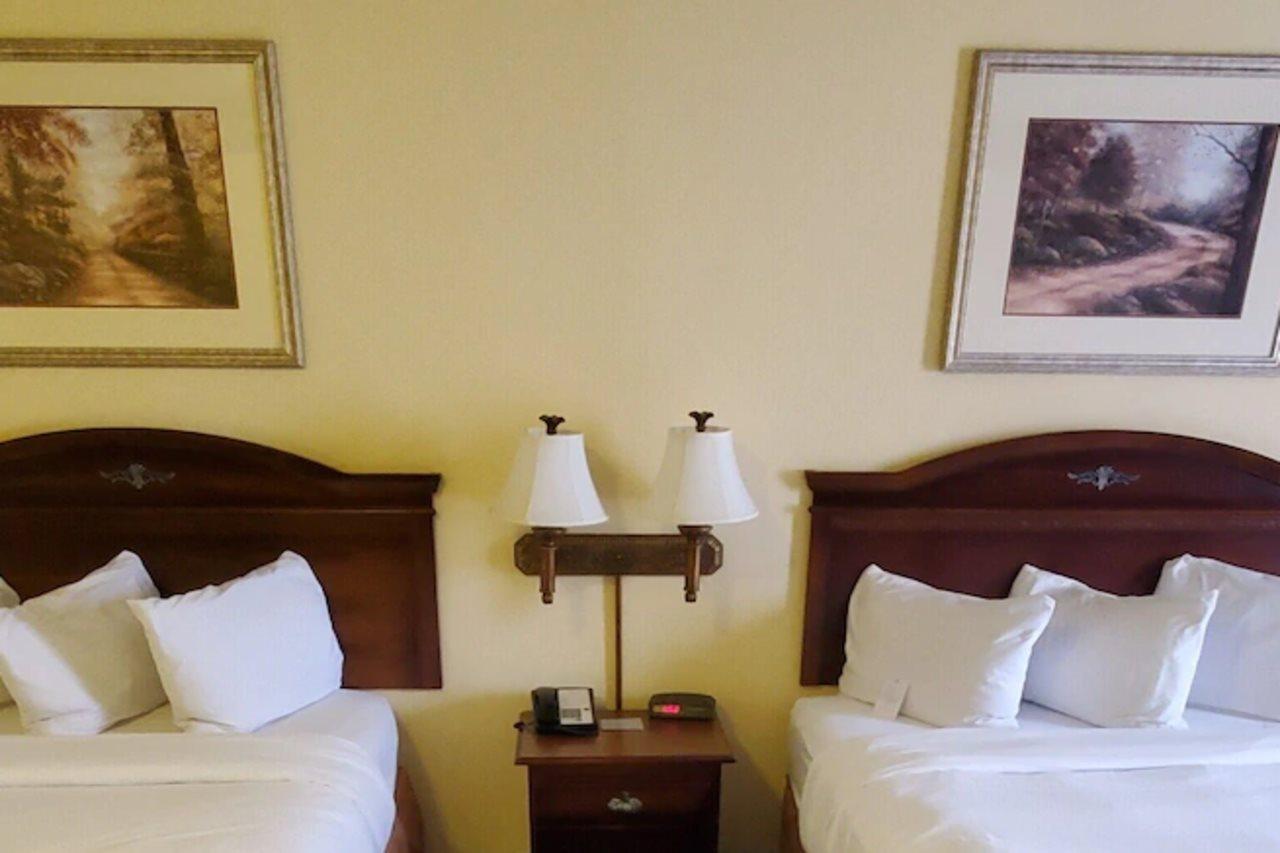 Wingate By Wyndham - Austintown Hotel