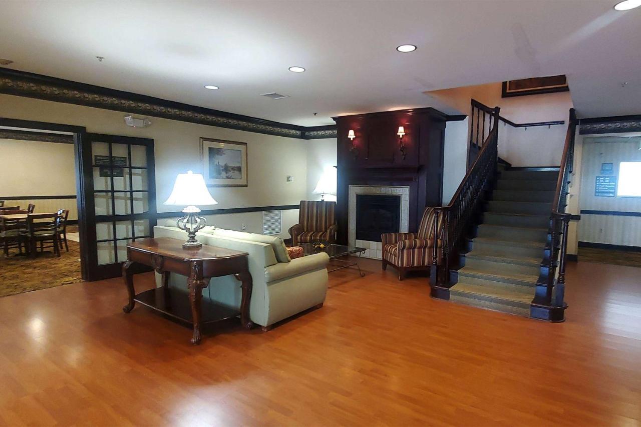 Wingate By Wyndham - Austintown