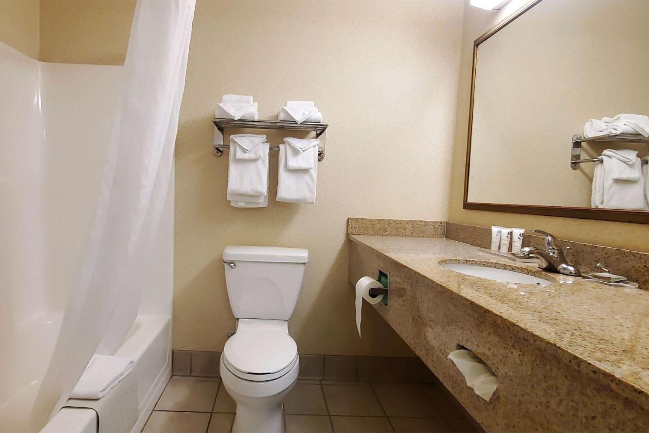 Wingate By Wyndham - Austintown